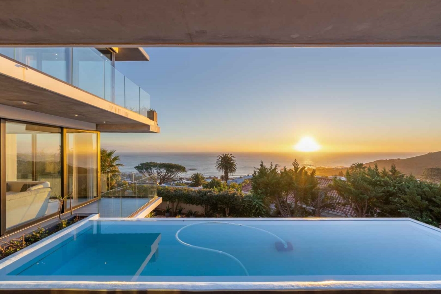 5 Bedroom Property for Sale in Camps Bay Western Cape